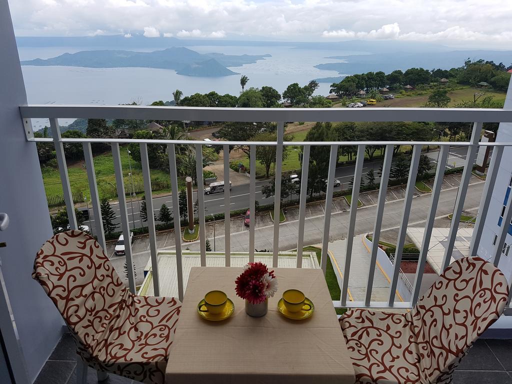 Taal Room Tagaytay City Esterno foto
